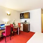 Lägenhetshotell Adagio Access Paris - Porte De Versailles 3*