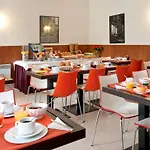 Adagio Access Paris - Porte De Versailles Apart Otel Vanves
