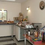 Adagio Access Paris - Porte De Versailles 3* Vanves