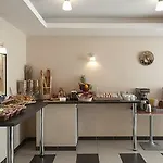מלון דירות Adagio Access Paris - Porte De Versailles 3*