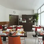 Lägenhetshotell Adagio Access Paris - Porte De Versailles Vanves
