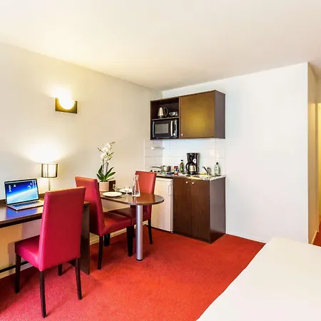 Ξενοδοχείο με διαμερίσματα Adagio Access Paris - Porte De Versailles 3*