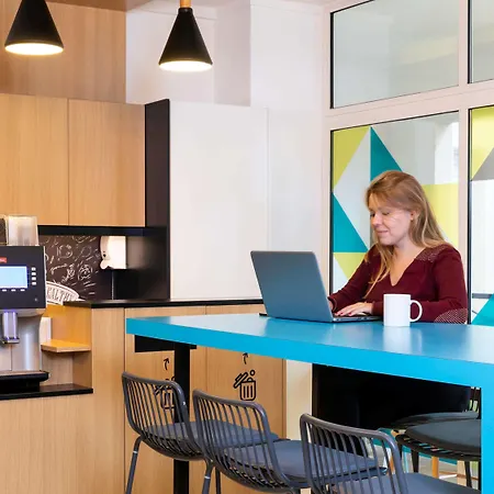 Aparthotel Adagio Access Paris - Porte De Versailles Vanves