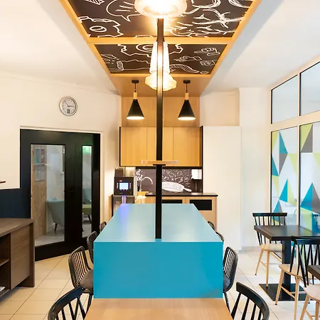 Adagio Access Paris - Porte De Versailles 3*