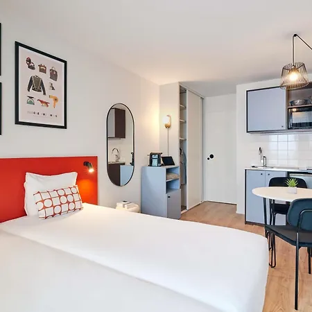 מלון דירות Adagio Access Paris - Porte De Versailles 3*