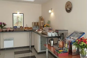 巴黎旺夫爱达格公寓式酒店 - 波特德瓦赛利斯 3* 旺沃
