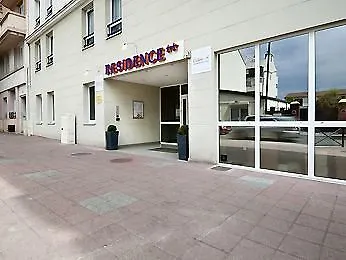 巴黎旺夫爱达格公寓式酒店 - 波特德瓦赛利斯 3*