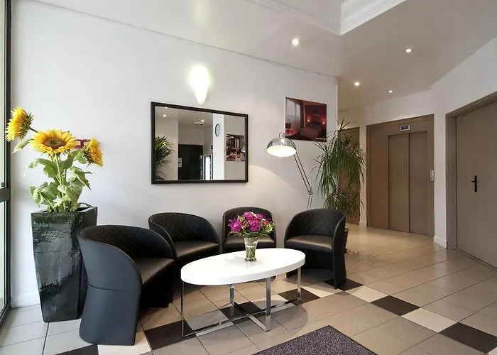 Aparthotel Adagio Access Paris - Porte De Versailles Vanves