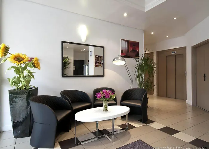 Aparthotel Adagio Access Paris - Porte De Versailles Vanves